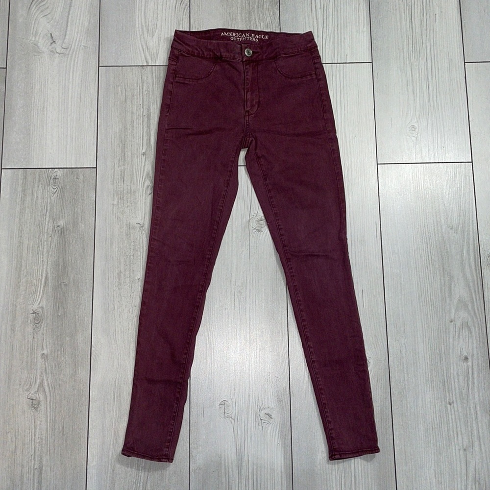 American Eagle Outfitters super stretch AEO Red sateen extreme leggings size 2